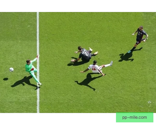 里斯米卢法凭精彩远射助力客场破门引领比赛节奏